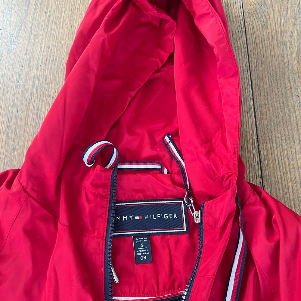 Women’s Tommy Hilfiger rain jacket